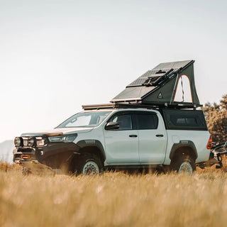 Tente de toit LT-50 Lightweight Alu-Cab Aluminium sur Xperts4x4 Accessoires 4x4 Off-Road