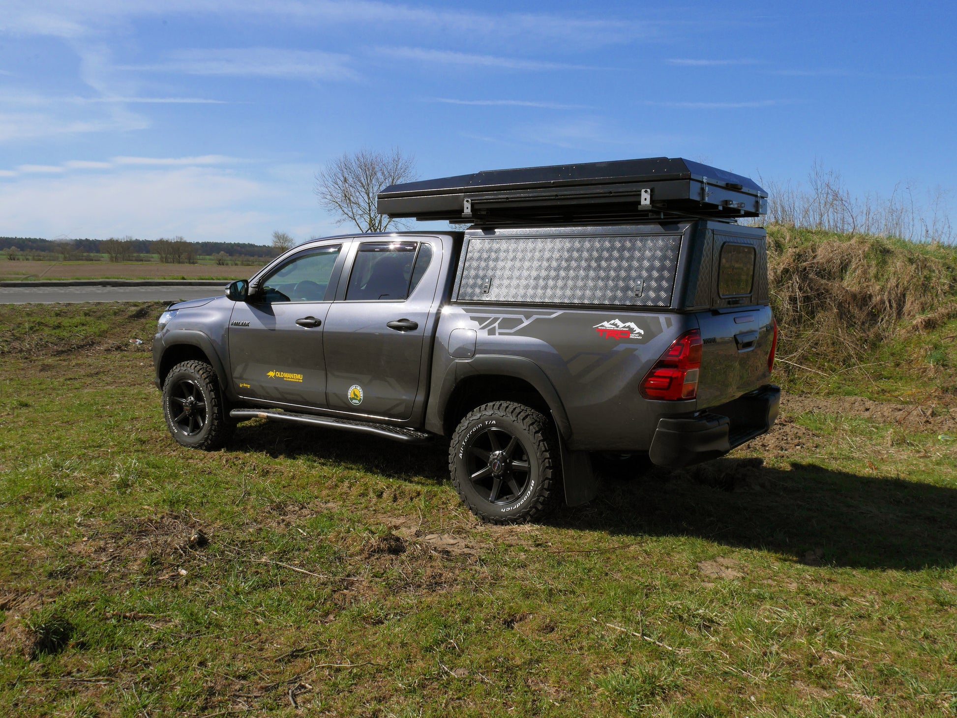 Hardtop Alu-Cab Adventure Nissan Navara D40 2005-2015