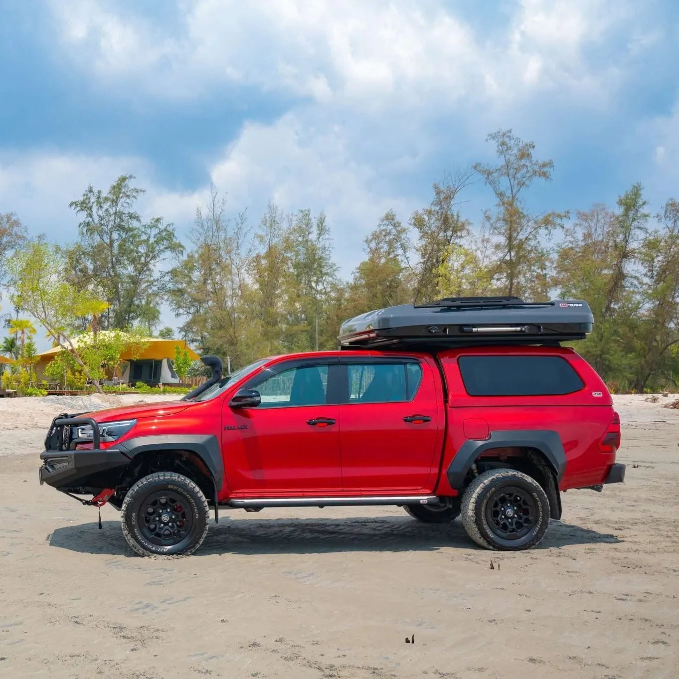 Elektrisches Dachzelt von Altitude | ARB