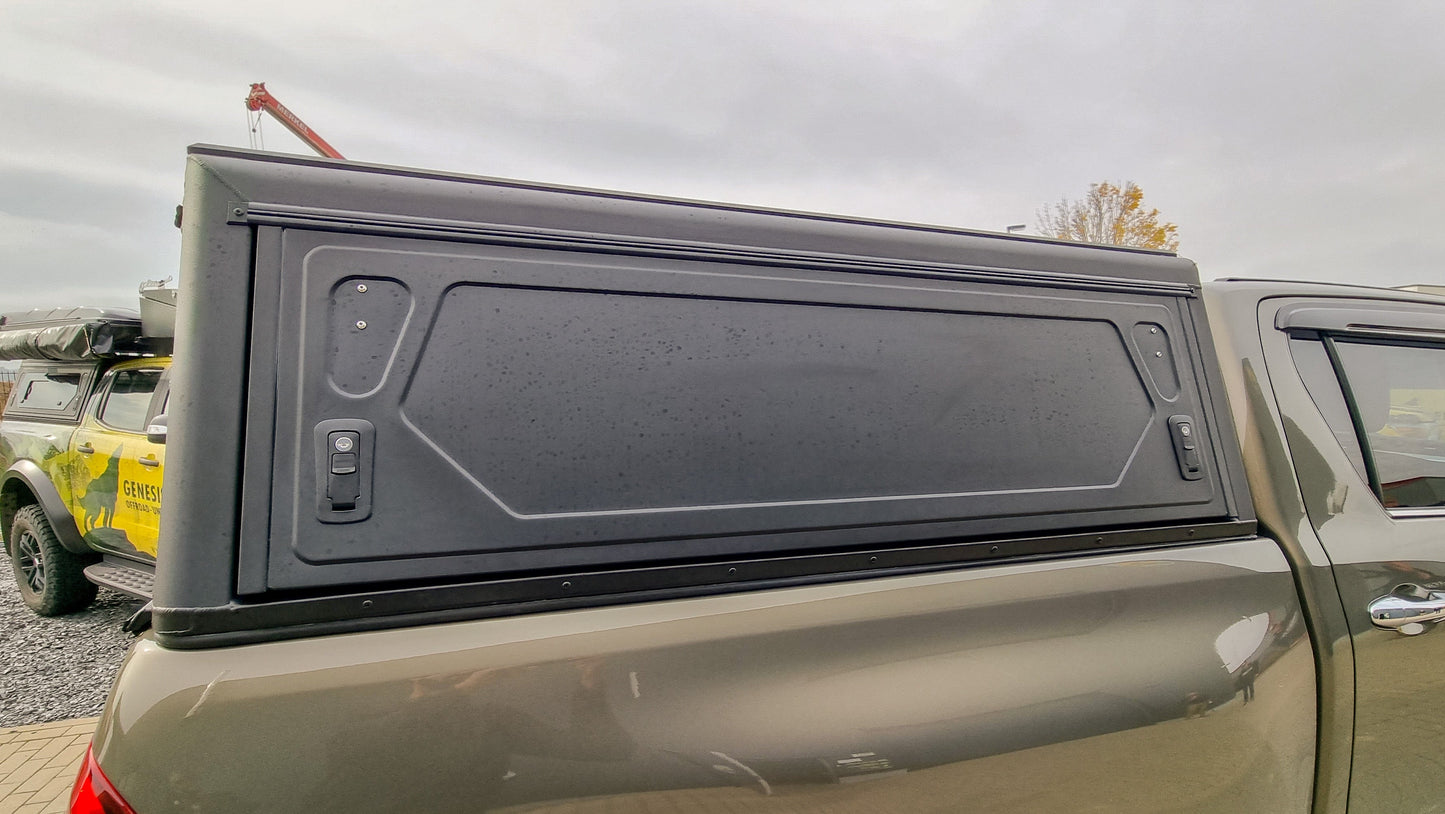 Hardtop Alu-Cab Contour Isuzu D-Max 2020-2023 Double Cab sur Xperts4x4 Accessoires 4x4 Off-Road