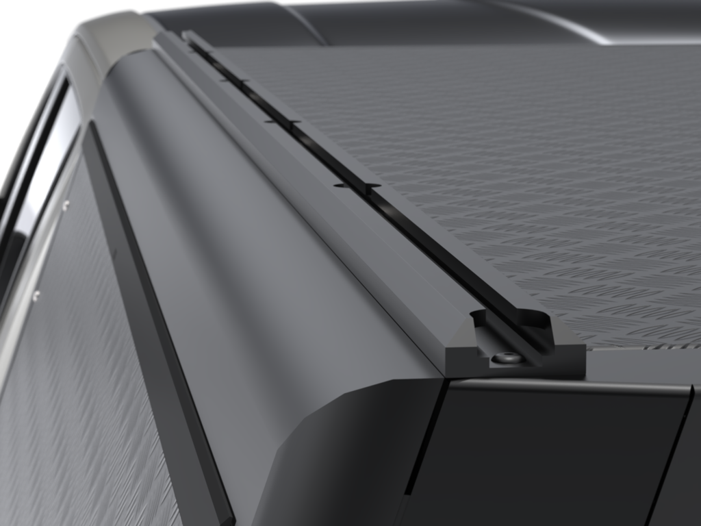 Hardtop Alu-Cab "Guard" pour Toyota Hilux Revo 2016+ Double-Cab, robuste en aluminium, vue de face avec fenêtres et porte.