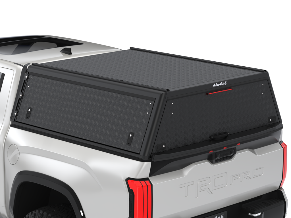 Hardtop Alu-Cab "Guard" pour Toyota Tundra 2022+ en texture, robuste et sécurisé, conçu pour le modèle.