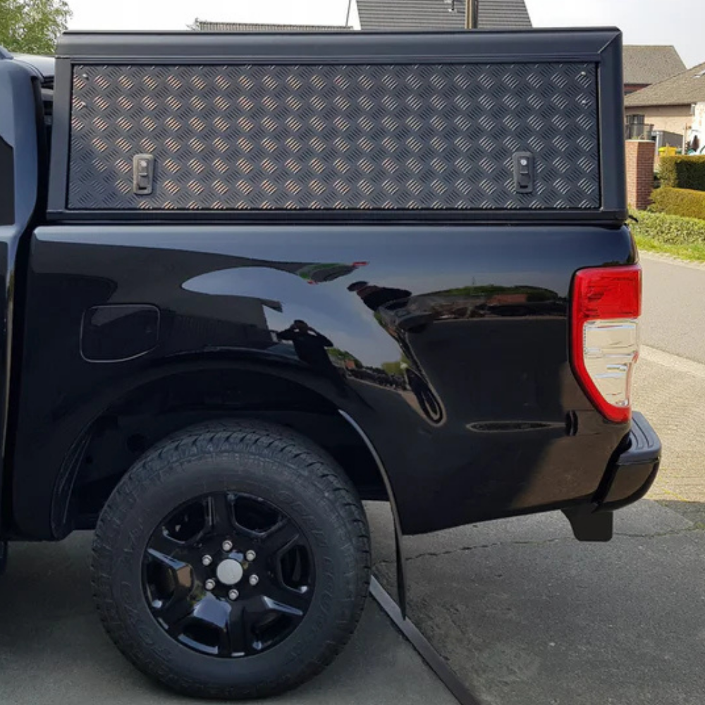 Hardtop en aluminium Alu-Cab Explorer 3 pour Ford Ranger/Raptor 2023+, robuste et adapté à la cabine de pickup.