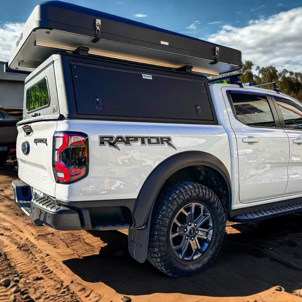 Hardtop aluminium Alu-Cab Explorer 3 pour Ford Ranger Raptor 2023+, robuste et adapté à l'extérieur, en aluminium.