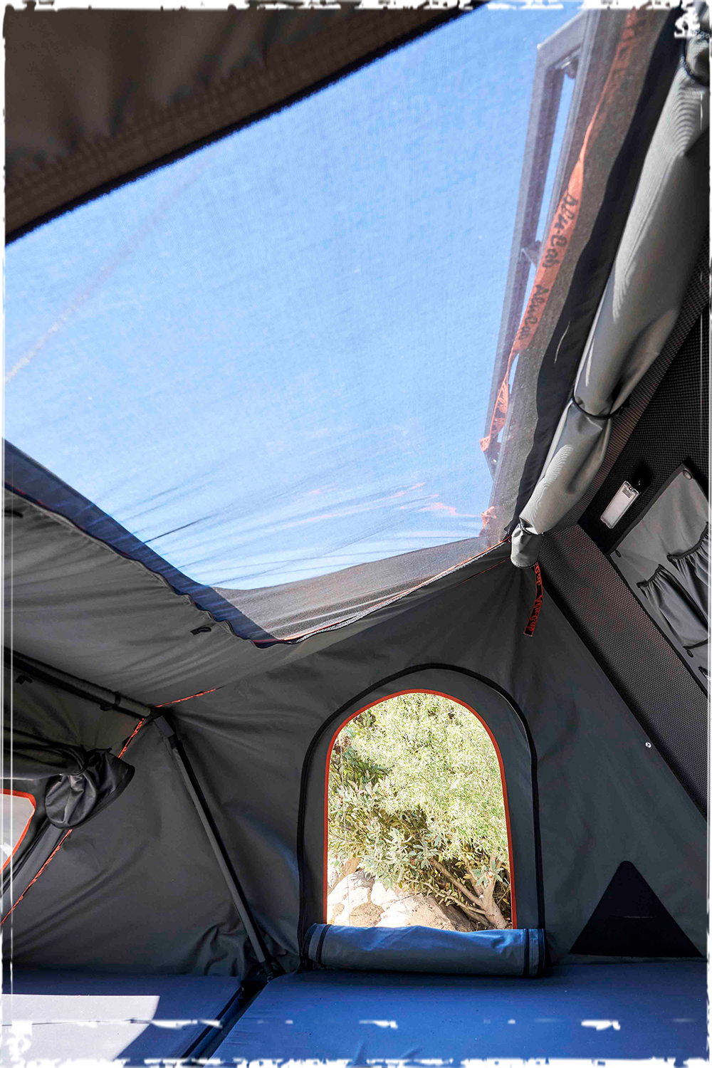 leco kuppelzelt 4x4 Tente de toit Family "RT-4S" ALU-CAB 4 places – Confort & Aventure