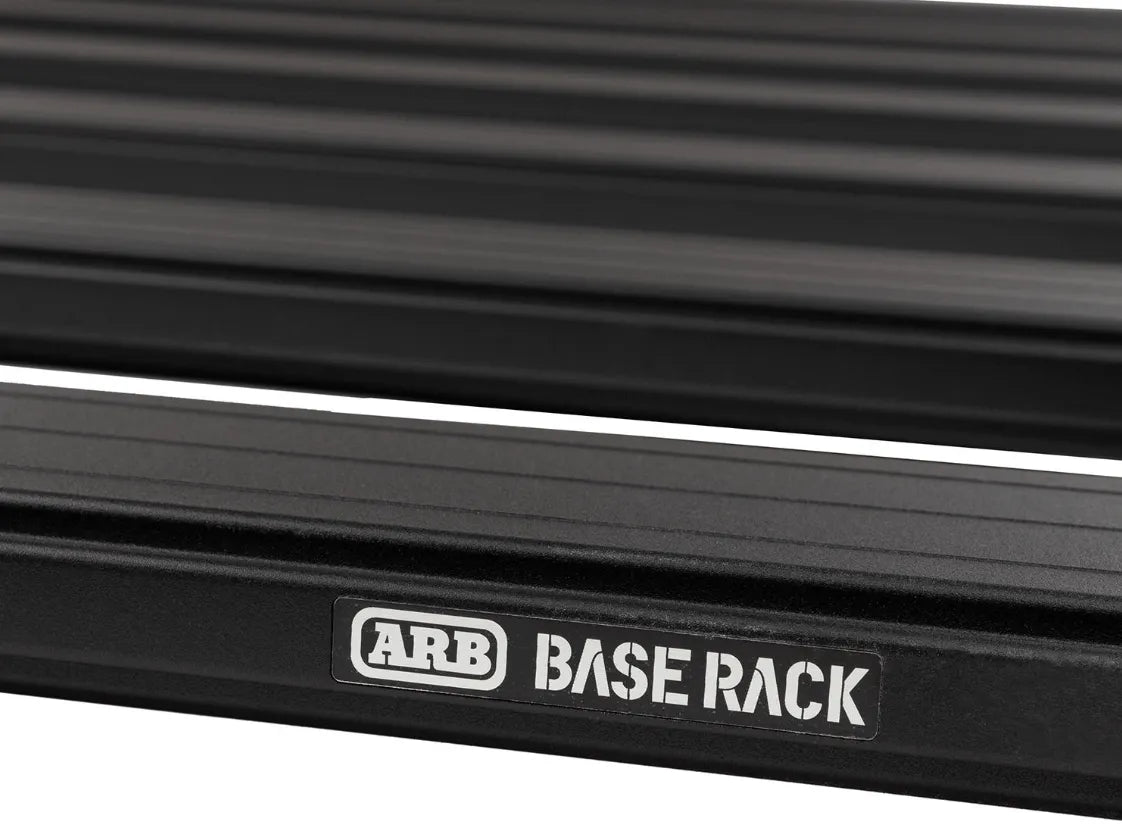 Plateforme de toit ARB Baserack en aluminium, mesure 1255 x 1445 mm, pour galerie de toit robuste et légère.