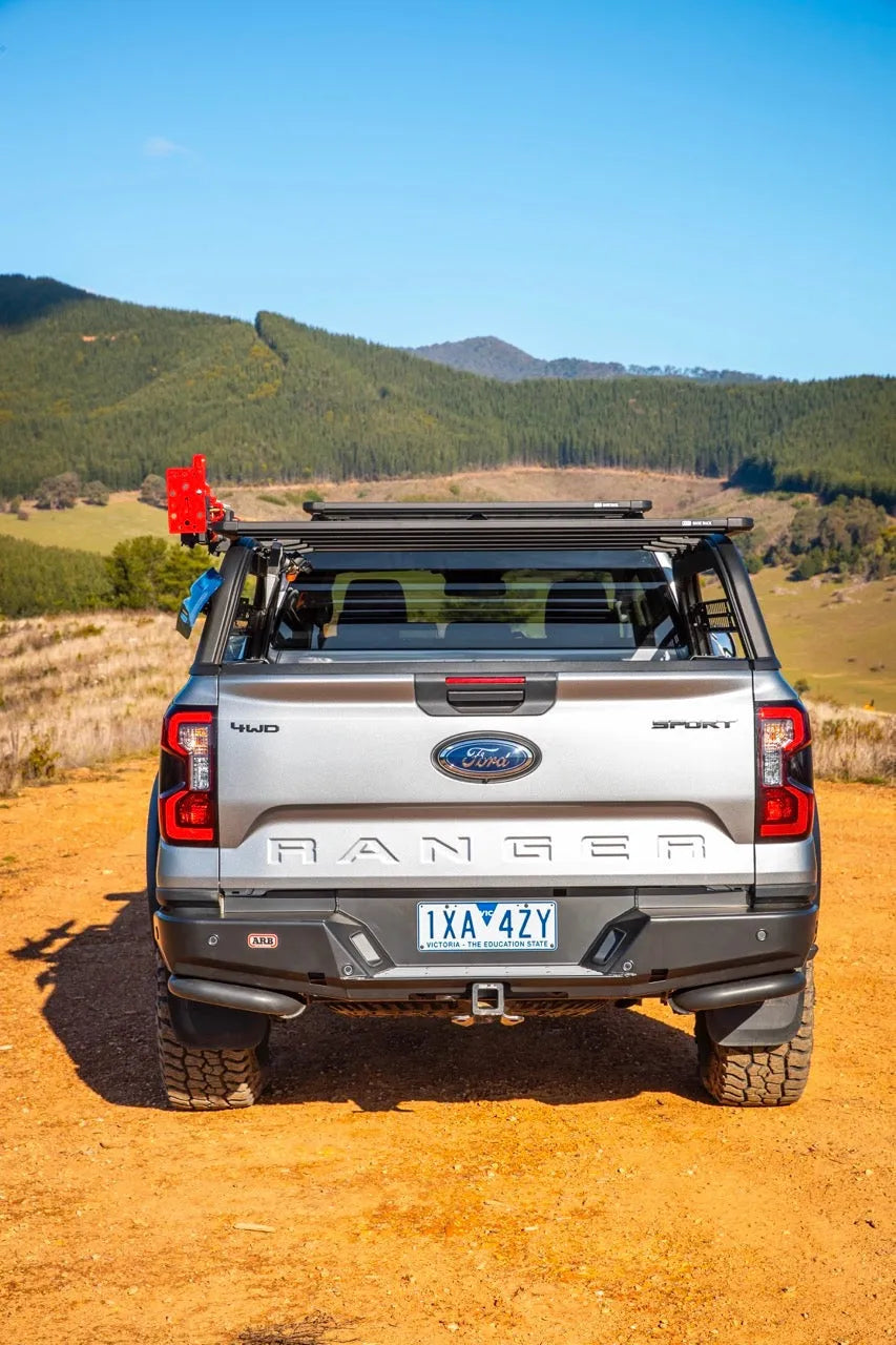 Support de benne ARB 4x4 avec galerie de toit Baserack pour Ford Raptor 2023+ Double Cab, support robuste et pratique.