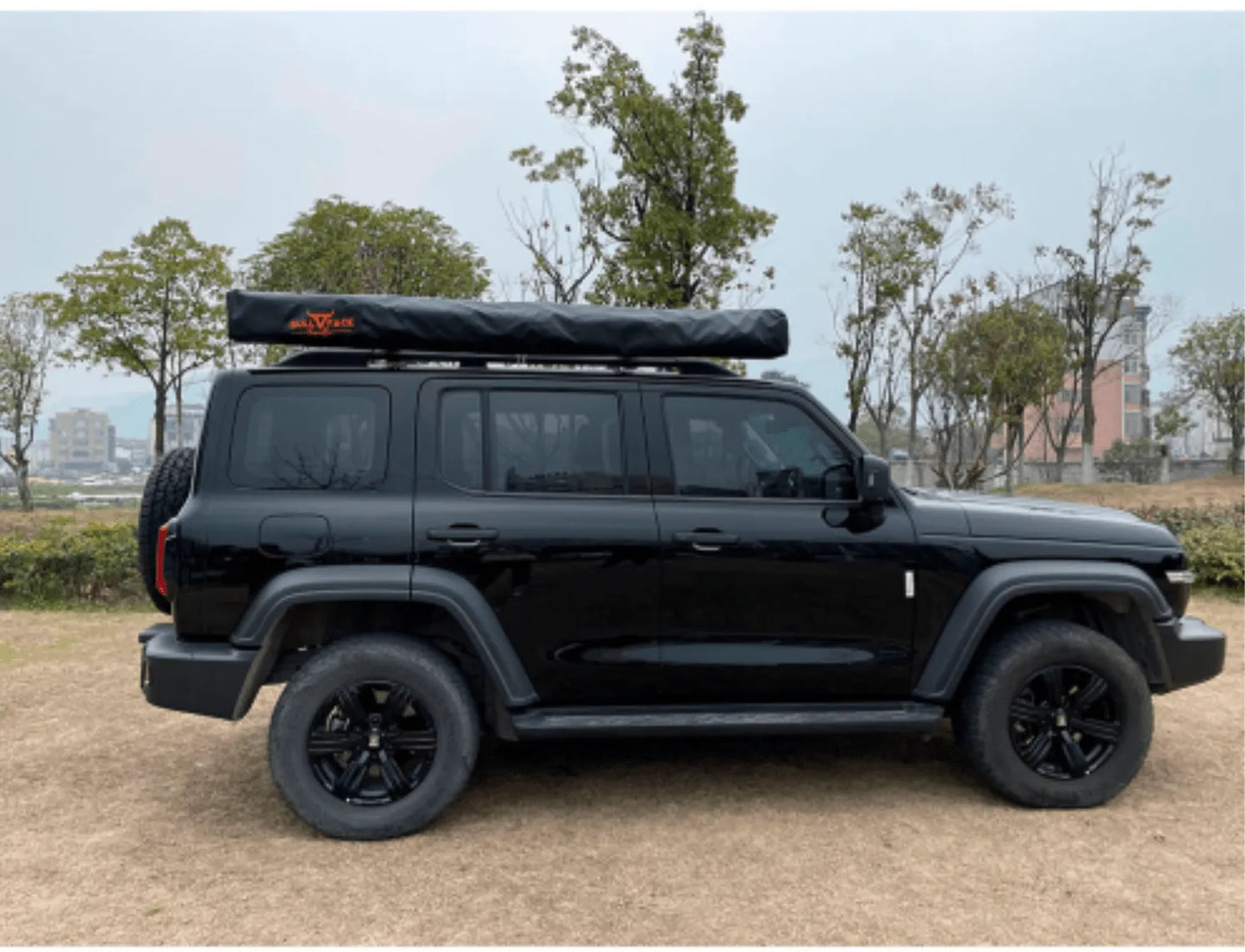 Auvent 270° XL Autoportant Overland | BULLFACE 470 Droite sur Xperts4x4 Accessoires 4x4 Off-Road