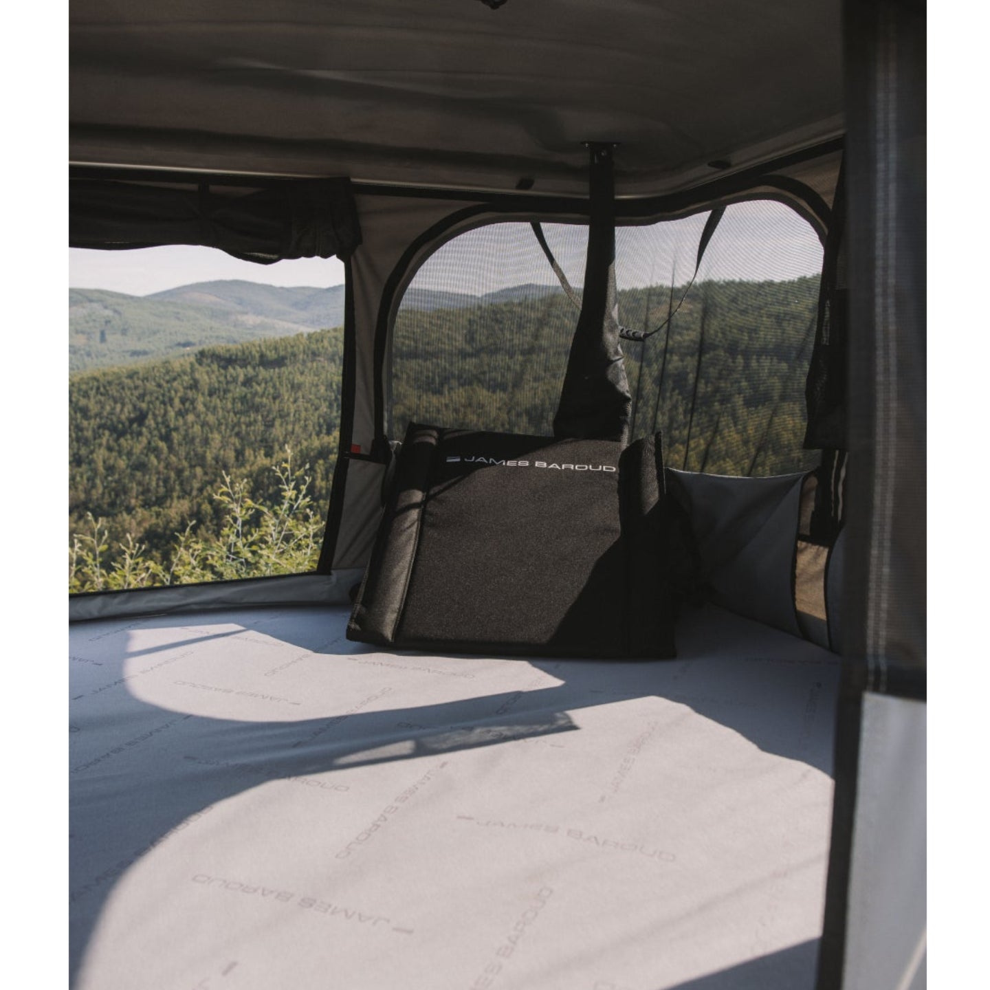 Paire de Sièges Pliables de Tente de Toit James Baroud - Confort sur Xperts4x4 Accessoires 4x4 Off-Road