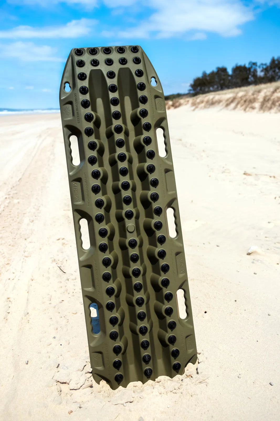 Plaques à Sable MAXTRAX XTREME 4x4 (paire) sur Xperts4x4 Accessoires 4x4 Off-Road