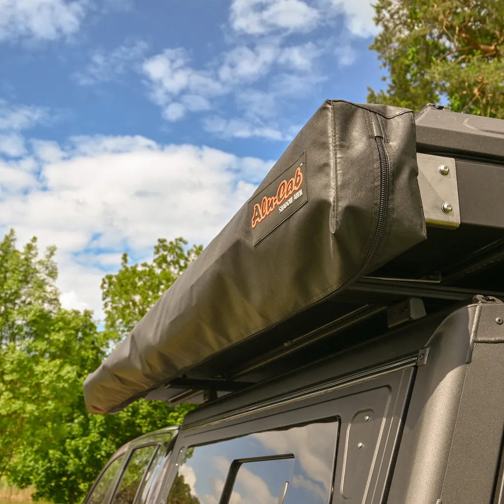 Auvent 180° 2.6m Autoportant Alu-Cab sur Xperts4x4 Accessoires 4x4 Off-Road