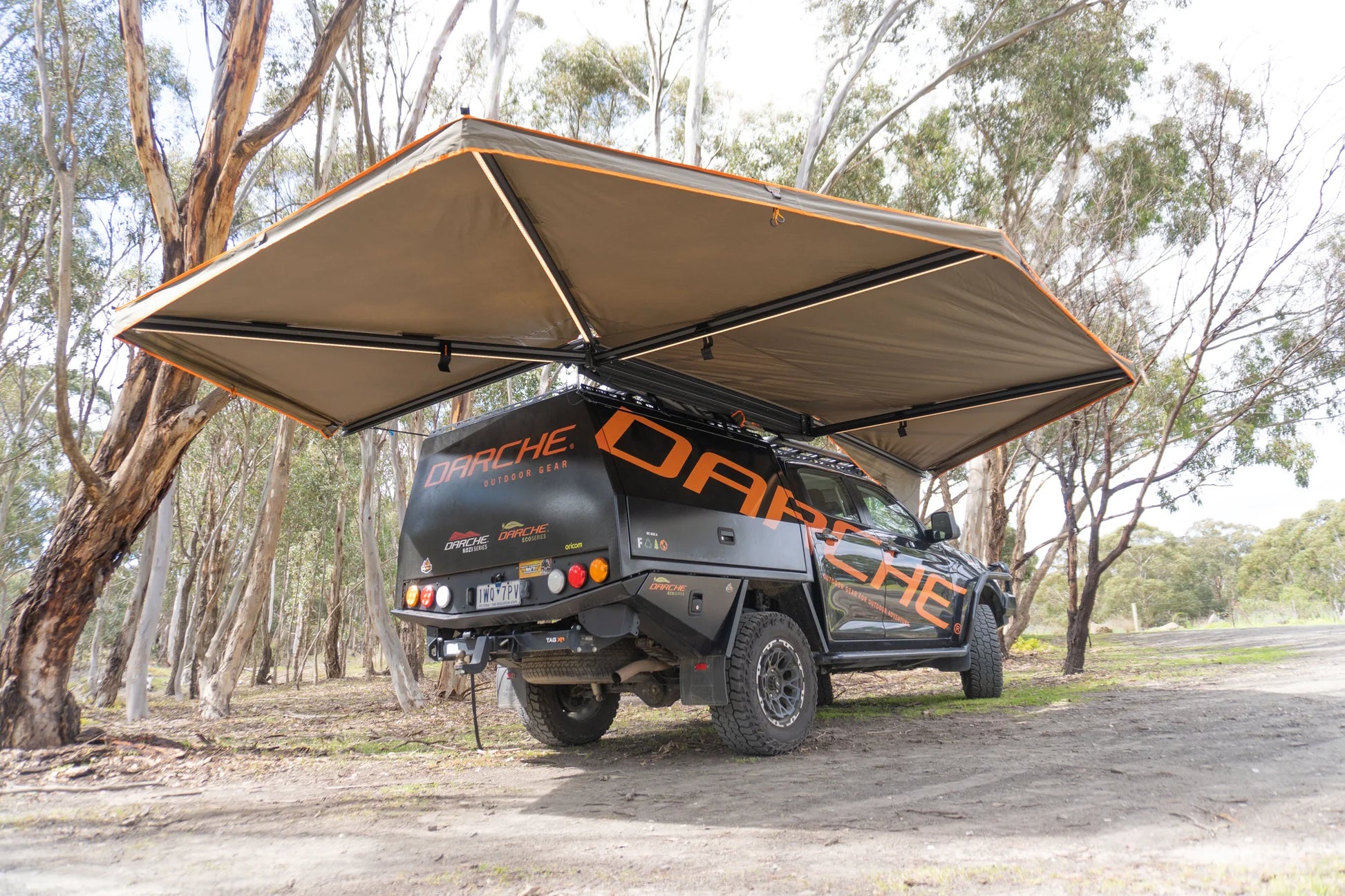 Auvent 270° XL Autoportant LED Côté Droit Eclipse - DARCHE sur Xperts4x4 Accessoires 4x4 Off-Road