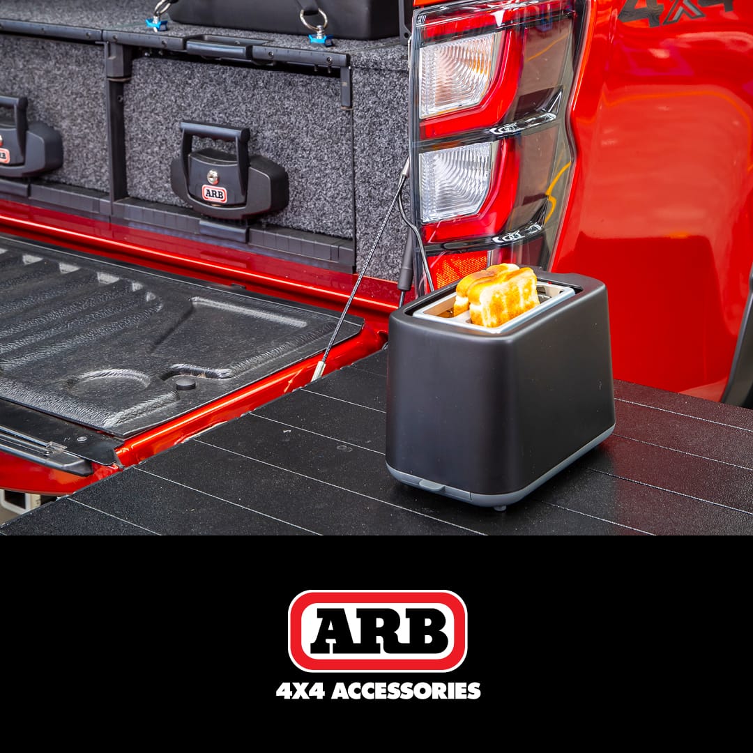 Batterie ARB Slimline 100Ah LiFePO4 avec chargeur DC-DC 40A sur Xperts4x4 Accessoires 4x4 Off-Road