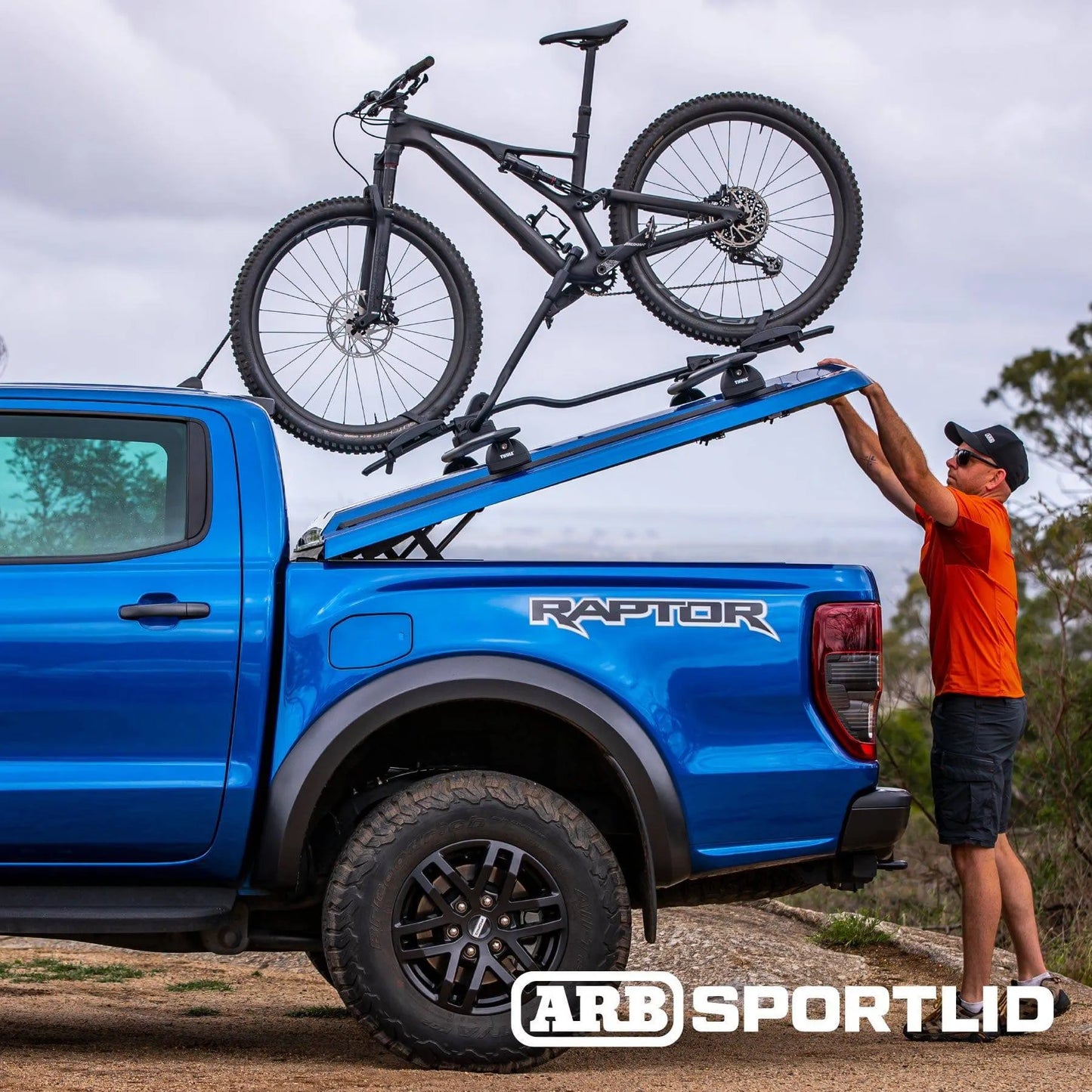 Couvre benne coffre - Sportlid V ARB + système de rails - Ford Ranger 2012+ / Raptor 2018+ sur Xperts4x4 Accessoires 4x4 Off-Road