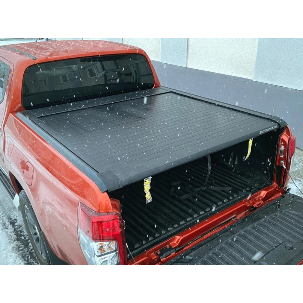 Rideau de Benne Manuel Mountain Top EVOm – Mitsubishi L200 2019+ Double Cab sur Xperts4x4 Accessoires 4x4 Off-Road