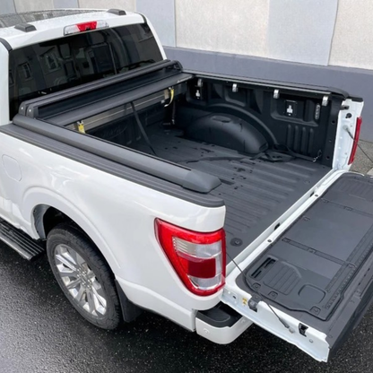 Rideau de Benne RealTruck Mountain Top EVOm Manuel Ford F-150 5.5ft 2015+ | Noir sur Xperts4x4 Accessoires 4x4 Off-Road