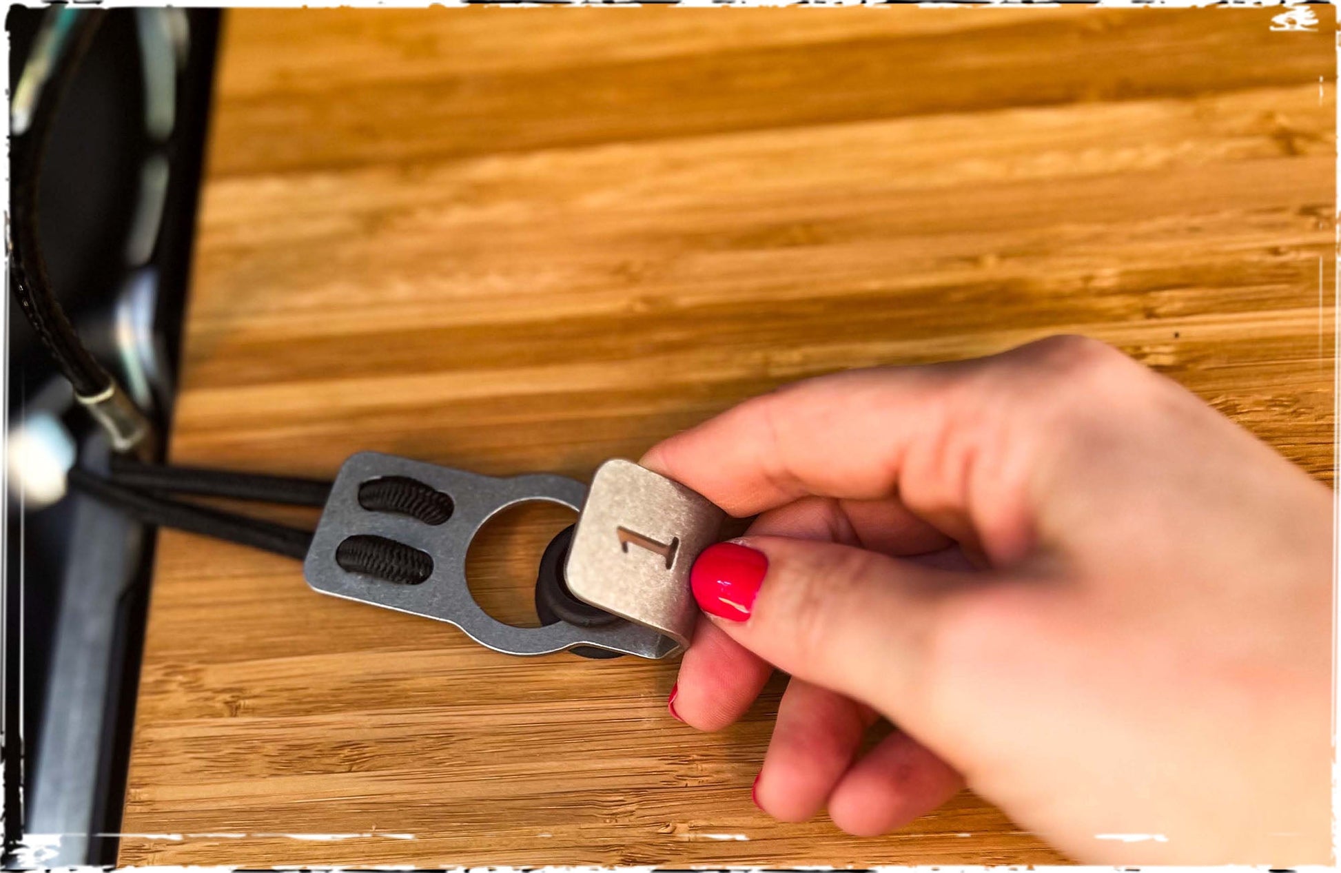 Coffre Cuisine Alu-Cab 1250 mm avec Tablette & Set Complet sur Xperts4x4 Accessoires 4x4 Off-Road