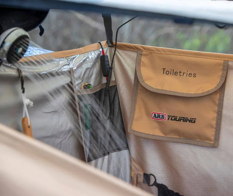 Espace Douche ARB Touring | Avec Tapis de sol sur Xperts4x4 Accessoires 4x4 Off-Road
