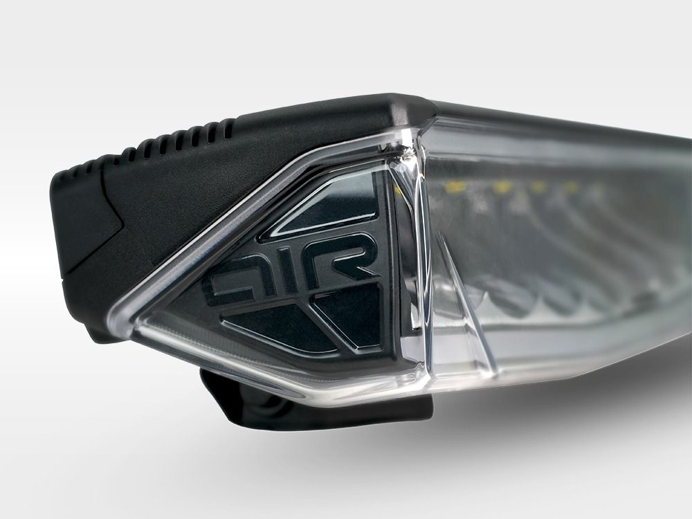 Barre LED LAZER LAMPS AIR-55 avec feu de position bleu sur Xperts4x4 Accessoires 4x4 Off-Road