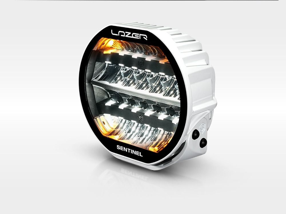 Longue portée LED LAZER LAMPS Sentinel 9 Highline PL2 avec fonction Gyrophare sur Xperts4x4 Accessoires 4x4 Off-Road