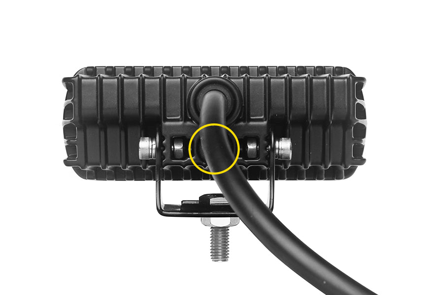 Lumidrive Advertisor Feux Signalisation LED Étanches IP67/69K sur Xperts4x4 Accessoires 4x4 Off-Road