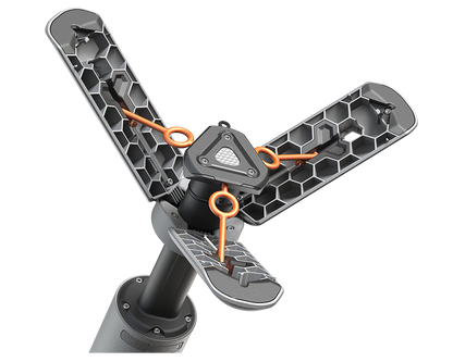 OuTask Lampe Télescopique Gris Clair - Outdoor LED 720° Rechargeable sur Xperts4x4 Accessoires 4x4 Off-Road