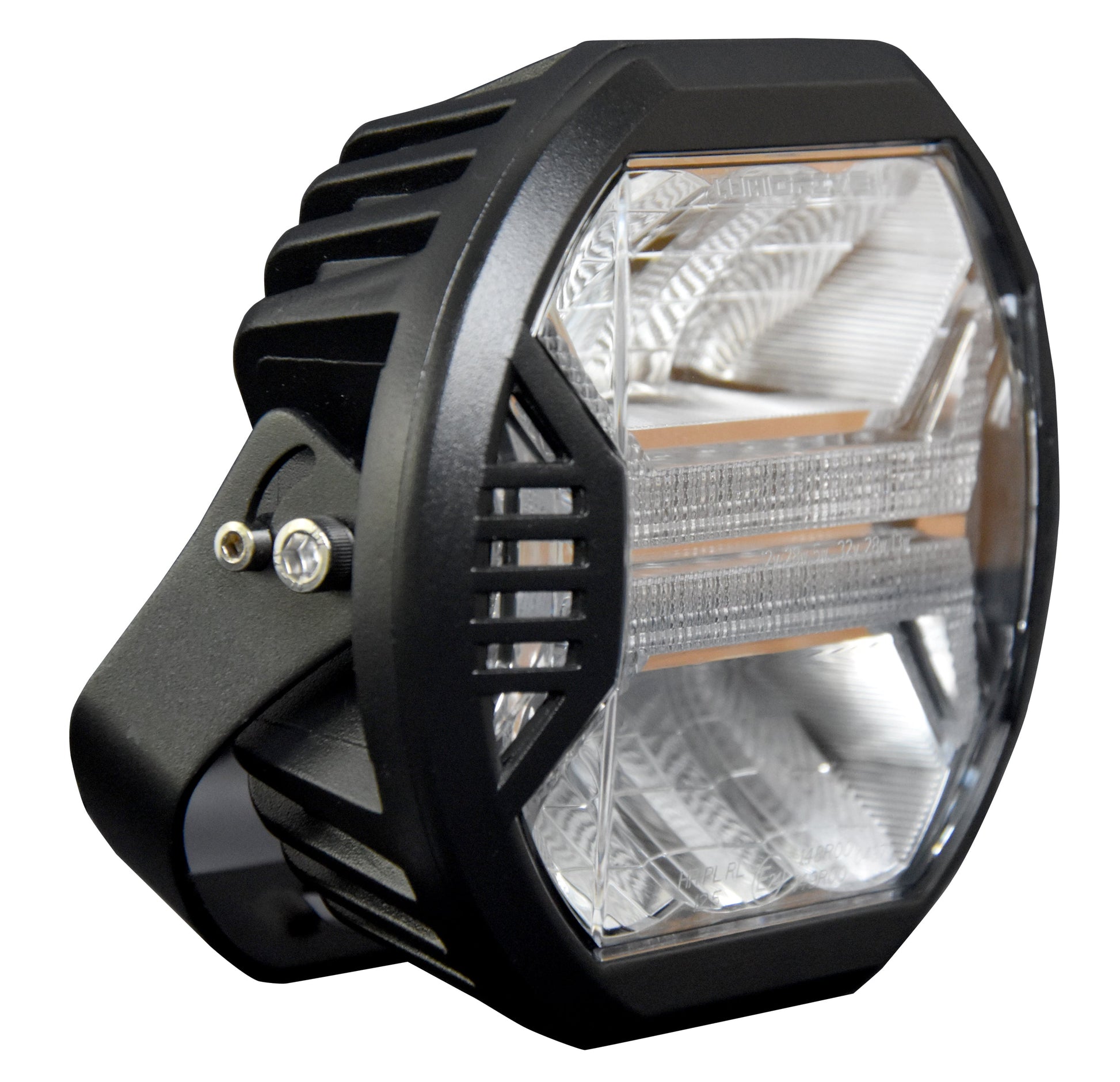 Phare de Conduite LED Lumidrive XDRIVE 5.75 - Puissance & Style sur Xperts4x4 Accessoires 4x4 Off-Road