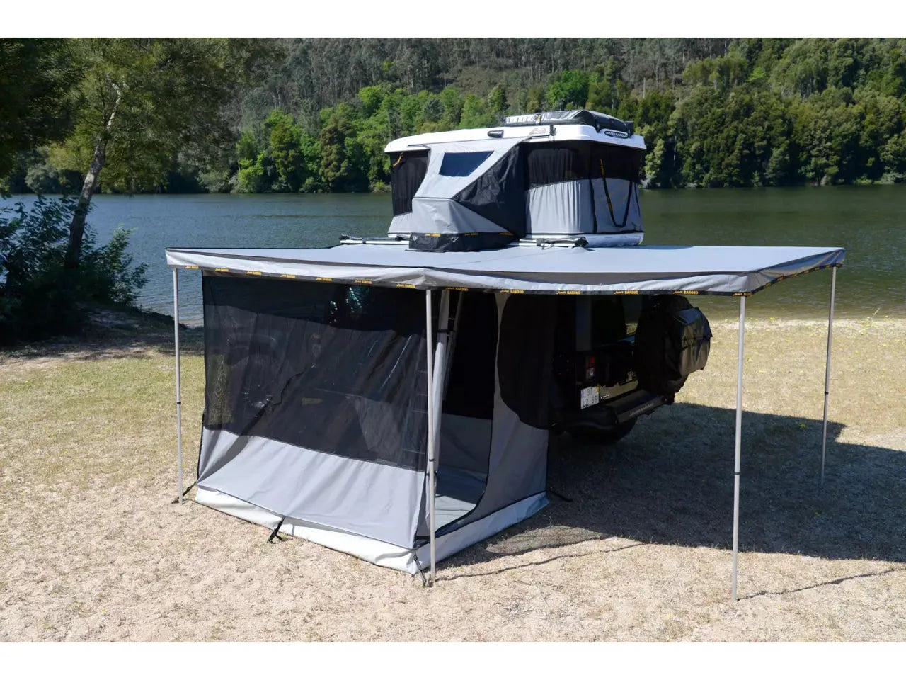 Chambre Moustiquaire Falcon 250 - James Baroud sur Xperts4x4 Accessoires 4x4 Off-Road