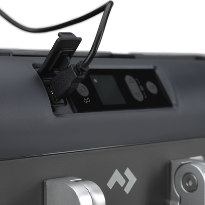 DOMETIC CFX5 55 IM - Réfrigérateur Portable 55L avec Bac à Glaçons sur Xperts4x4 Accessoires 4x4 Off-Road