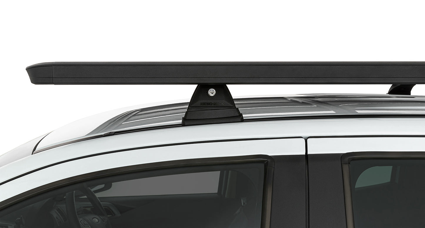 Galerie de toit Rhino-Rack Pioneer 6 1300x1240mm avec pieds adaptée pour VW Amarok 2H 2011-2023, robuste et pratique.
