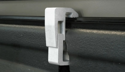 Hardtop Aeroklas Primer | Isuzu Dmax 2012-2020 Double Cab sur Xperts4x4 Accessoires 4x4 Off-Road