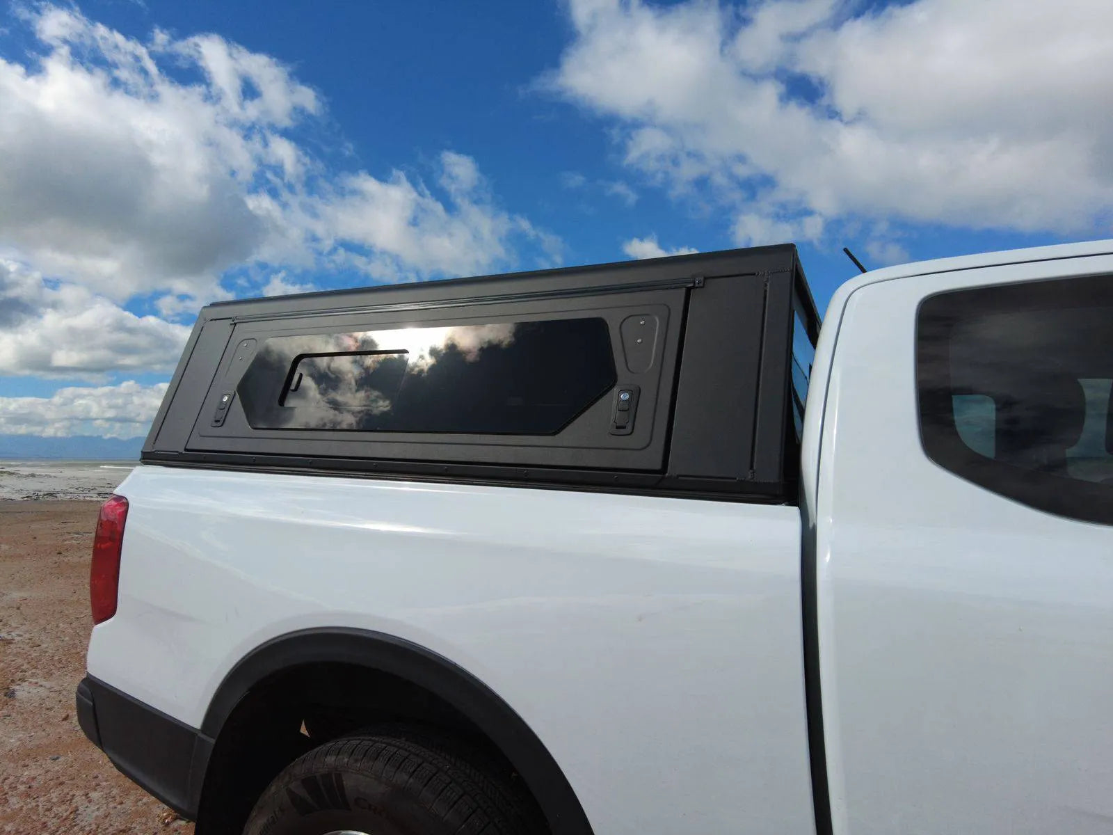 Hardtop Alu-Cab Contour Ford Ranger/Raptor 2023+ sur Xperts4x4 Accessoires 4x4 Off-Road