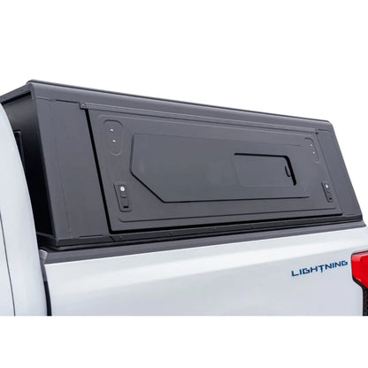 Hardtop Alu-Cab Contour Volkswagen Amarok 2010-2022 Double Cab sur Xperts4x4 Accessoires 4x4 Off-Road