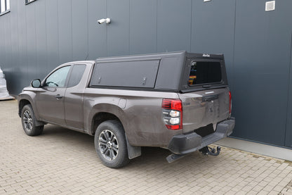 Hardtop Alu-Cab Explorer 3 Mitsubishi L200 2016+ sur Xperts4x4 Accessoires 4x4 Off-Road