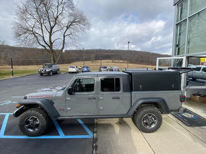 Hardtop Alu-Cab Explorer 3 pour Jeep Gladiator JT sur Xperts4x4 Accessoires 4x4 Off-Road