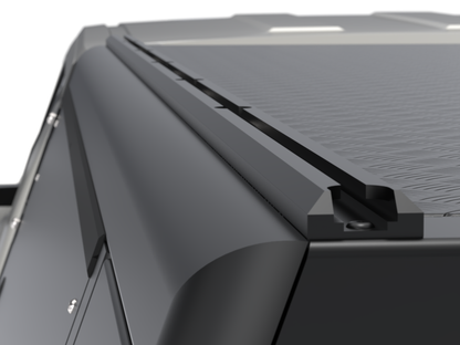 Hardtop Alu-Cab "Guard" Toyota Tacoma 2024+ (Version Lisse) sur Xperts4x4 Accessoires 4x4 Off-Road