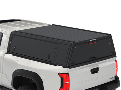Hardtop Alu-Cab "Guard" Toyota Tacoma 2024+ (Version Lisse) sur Xperts4x4 Accessoires 4x4 Off-Road