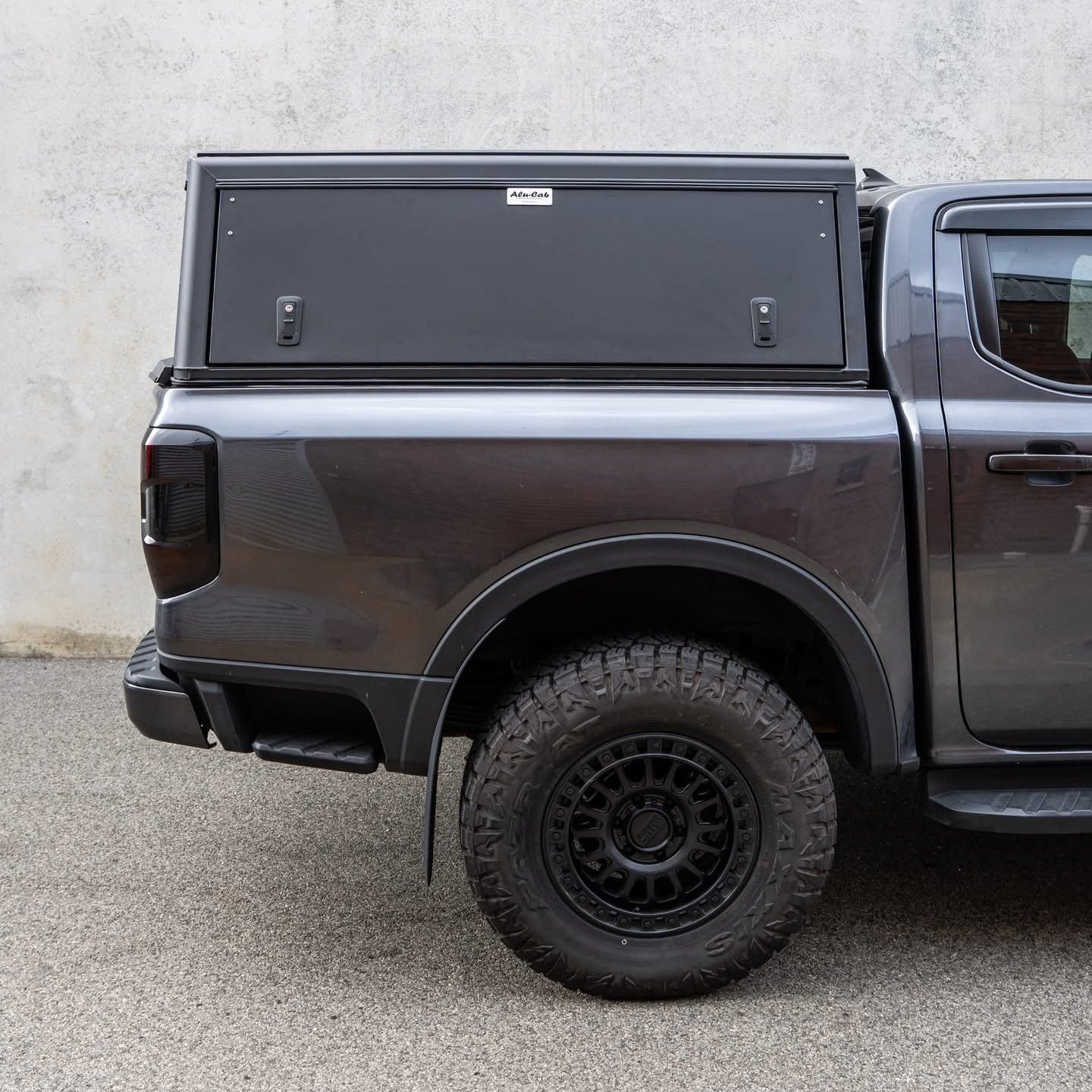 Hardtop Aluminium ALU-CAB Explorer 3 Ford Ranger/Raptor 2023+ sur Xperts4x4 Accessoires 4x4 Off-Road