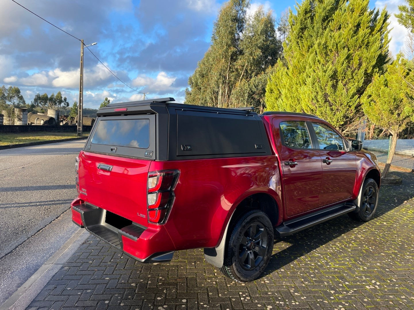 Hardtop Aluminium Line4x4 Double Cab | Vitré et Renforcé sur Xperts4x4 Accessoires 4x4 Off-Road