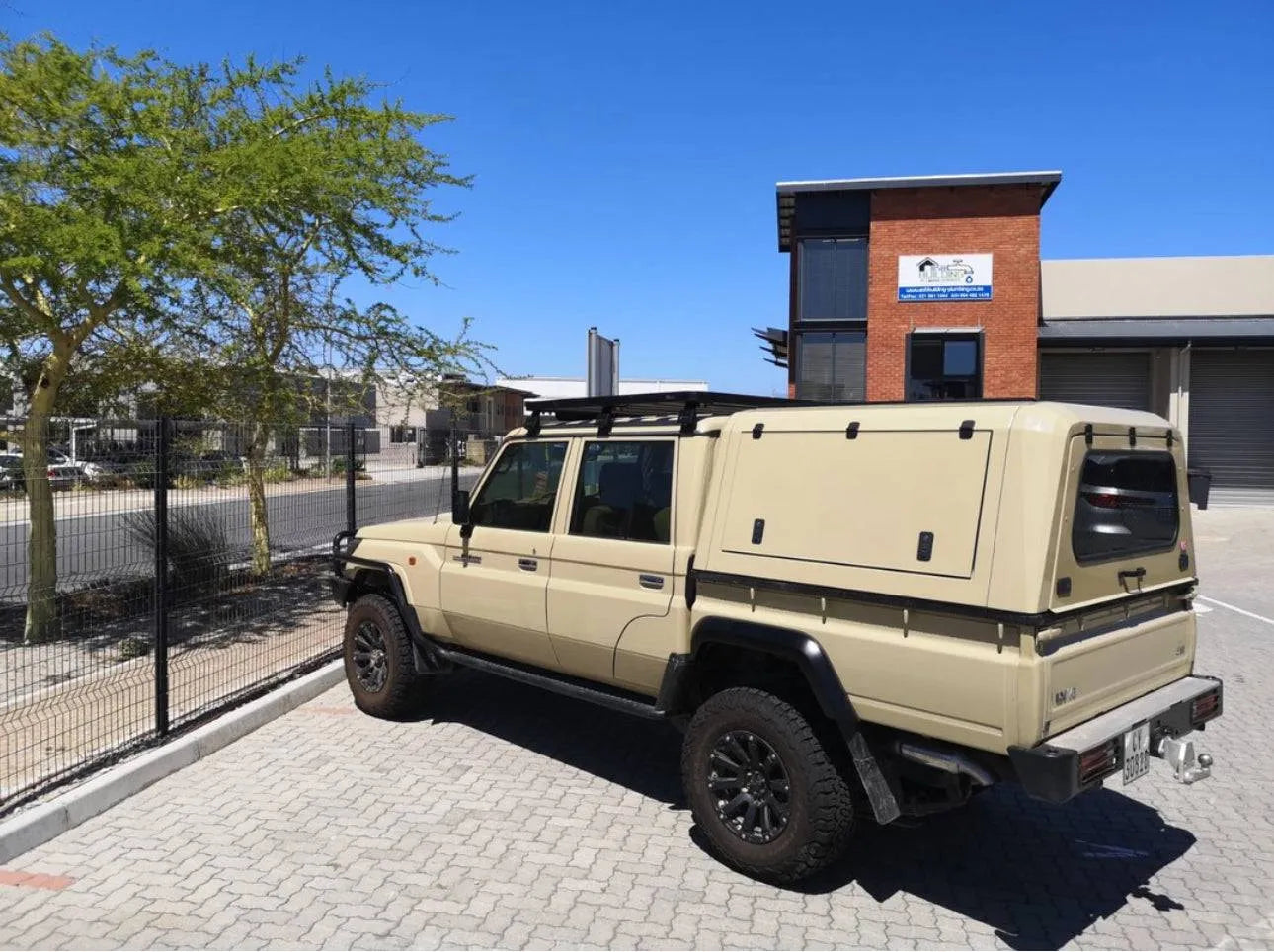 Hardtop Toyota Land Cruiser 78/79 Double Cab | RSI Smartcap EVO LC sur Xperts4x4 Accessoires 4x4 Off-Road