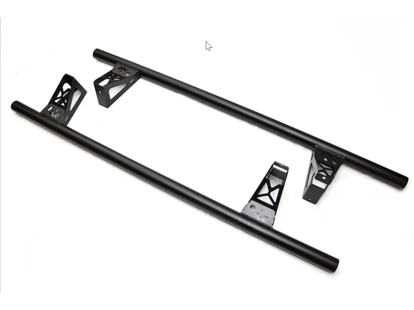 Protections tubulaires de bas de caisse et marche-pieds N4 OFFROAD pour Fiat Fullback et Mitsubishi L200 IV N4-Offroad.
