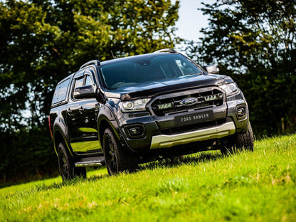 Pack LED Calandre LAZER LAMPS pour Ford Ranger 2019-2022, kit lumineux pour la grille du véhicule.