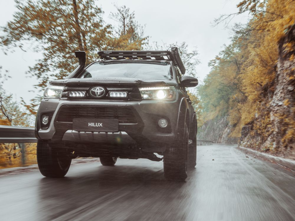 Pack LED Calandre LAZER LAMPS Toyota Hilux Active / Icon / Invincible 2017-2020 sur Xperts4x4 Accessoires 4x4 Off-Road