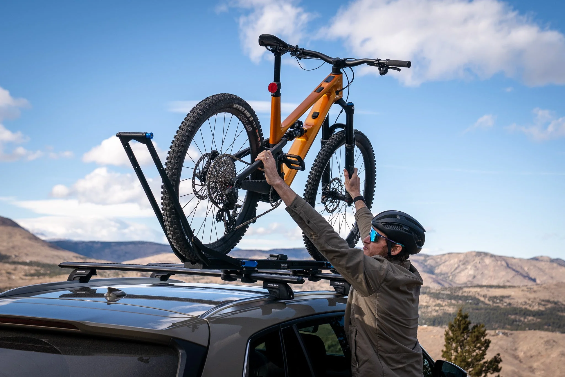 Porte vélo de toit Mach Ten ROCKY MOUNTS sur Xperts4x4 Accessoires 4x4 Off-Road