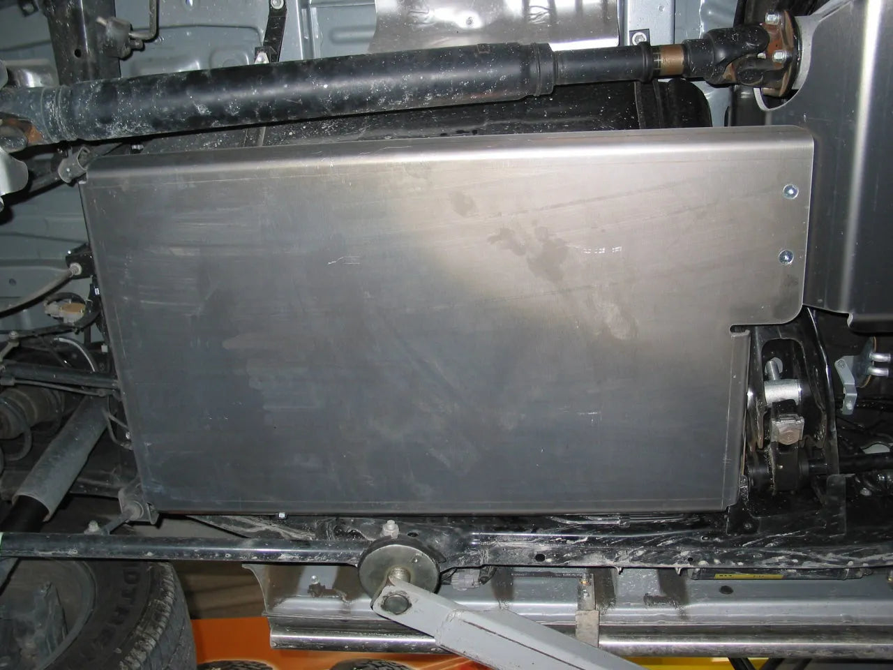 Blindage Réservoir 6mm Aluminium Toyota Land Cruiser 100 - N4 Offroad sur Xperts4x4 Accessoires 4x4 Off-Road