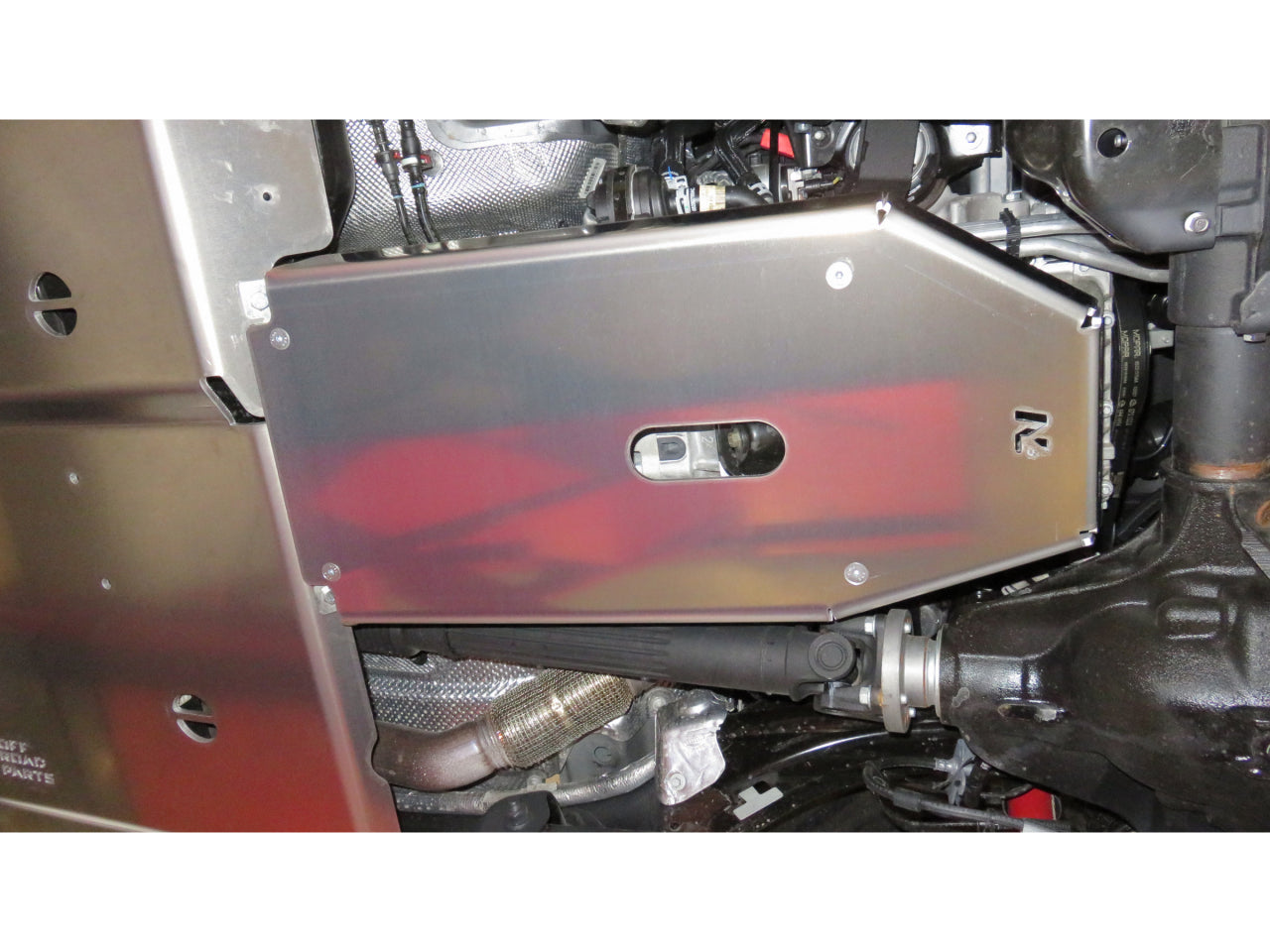Ski de protection carter d'huile et boîte de vitesses en aluminium de 6mm pour Jeep Wrangler JL 2.0L Essence N4-Offroad sur Xperts4x4 Accessoires 4x4 Off-Road