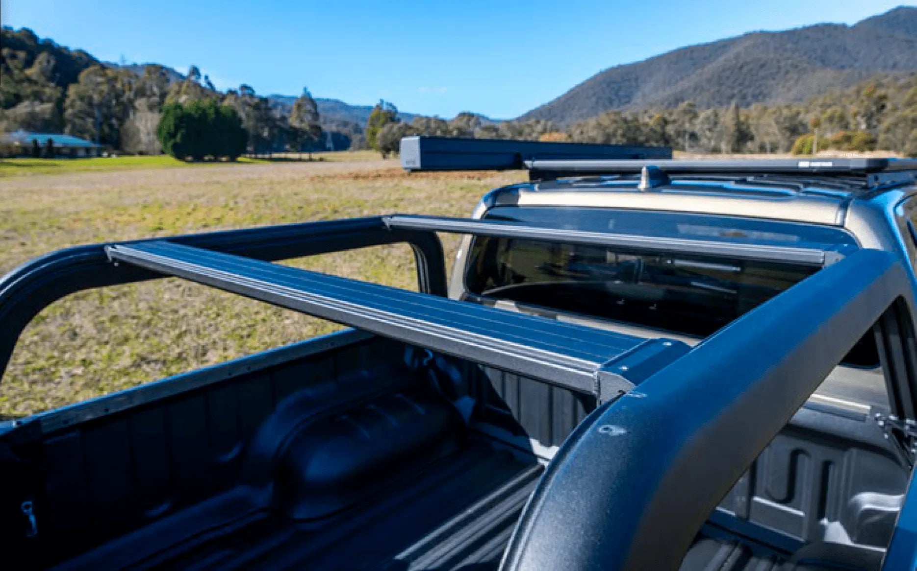 Bed Rack System ARB + Galerie de toit Baserack | Toyota Hilux Revo 2016+ Double Cab sur Xperts4x4 Accessoires 4x4 Off-Road