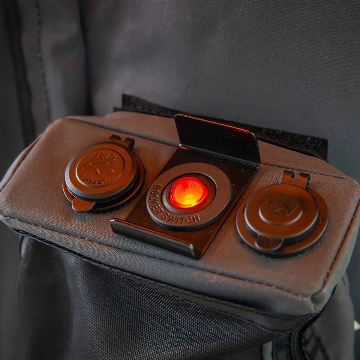 Tente de toit Altitude Electrique | ARB sur Xperts4x4 Accessoires 4x4 Off-Road