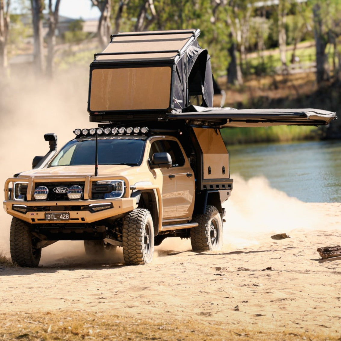intrepid dachzelt Tente de Toit ARB Intrepid : Espace 4x4 Ultime