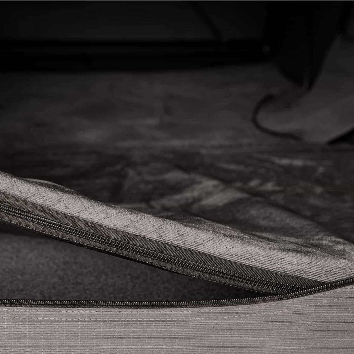 Tente de Toit Expedition L – Go Overland Canada - 3/4 Places sur Xperts4x4 Accessoires 4x4 Off-Road